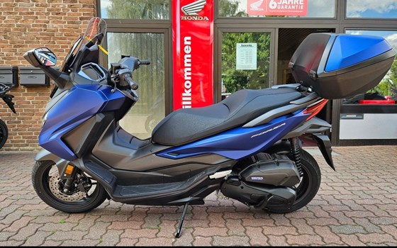 Gebrauchtmotorrad Honda Forza 125 - Bild 1
