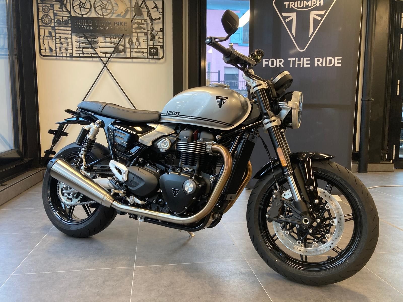 Triumph Speed Twin 1200