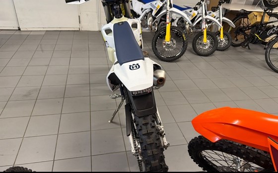 Neufahrzeug Husqvarna TE 150 - Bild 14