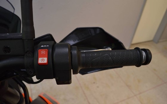 Gebrauchtmotorrad KTM 790 Adventure - Bild 13
