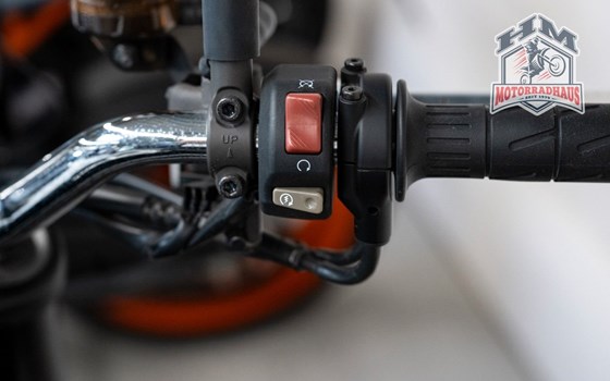 Gebrauchtmotorrad Kawasaki Z900 RS - Bild 8