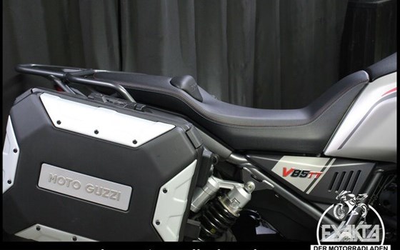 Gebrauchtmotorrad Moto Guzzi V85 TT Travel - Bild 23