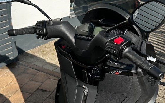 Neufahrzeug Piaggio MP3 310 Sport - Bild 3
