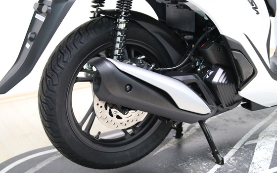 Gebrauchtmotorrad Honda SH125i - Bild 2