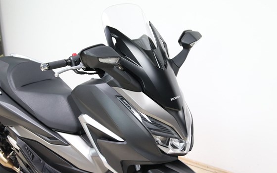 Gebrauchtmotorrad Honda Forza 350 - Bild 5