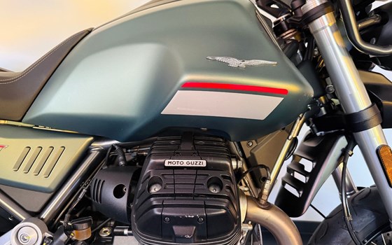 Gebrauchtmotorrad Moto Guzzi V85 TT - Bild 5