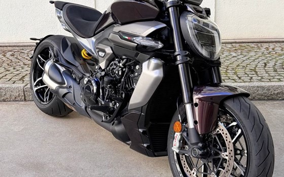Gebrauchtmotorrad Ducati XDiavel V4 - Bild 2