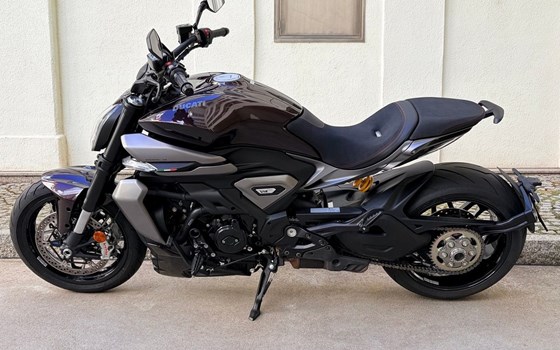 Gebrauchtmotorrad Ducati XDiavel V4 - Bild 3