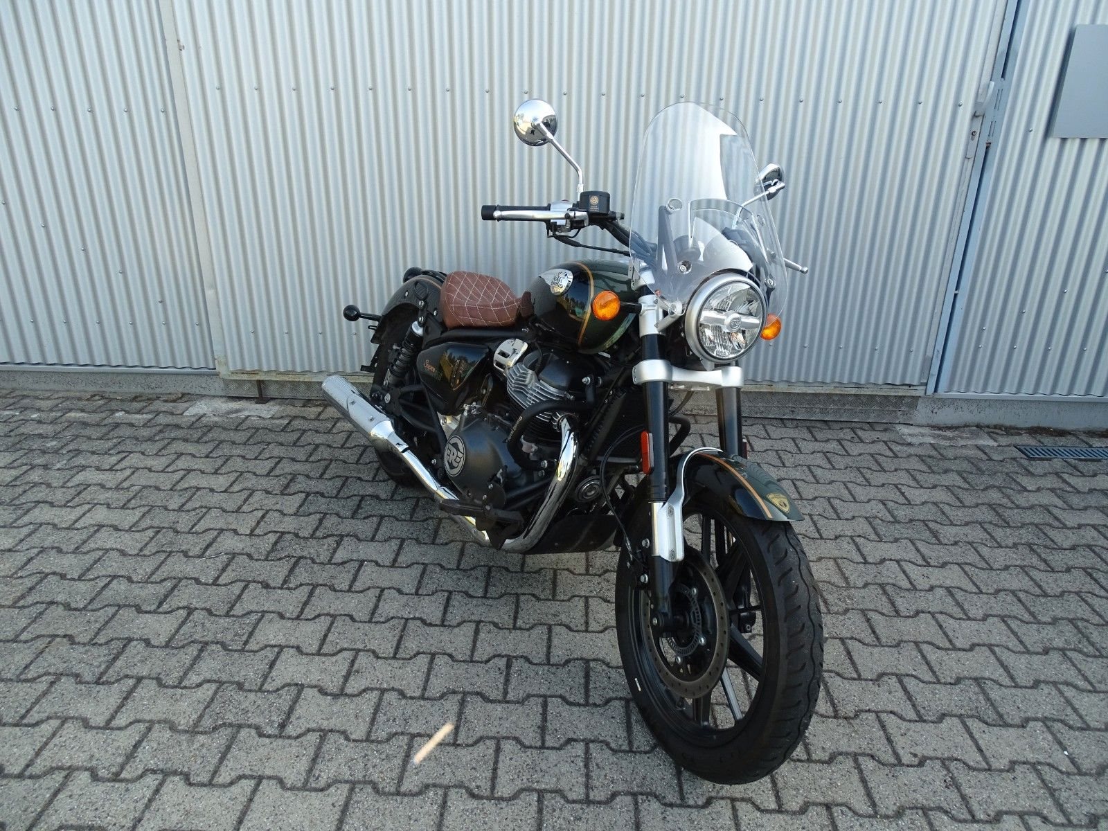 Royal Enfield Super Meteor 650