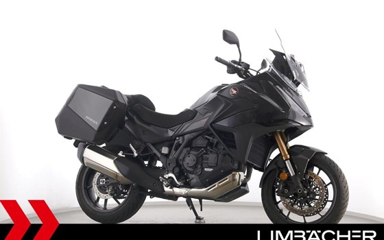 Gebrauchtmotorrad Honda NT1100 DCT Electronic Suspension - Bild 1