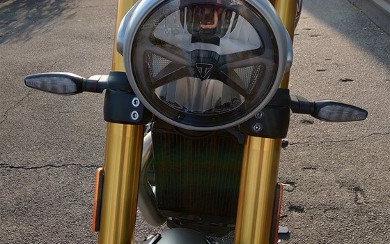 Gebrauchtmotorrad Triumph Speed 400 - Bild 5