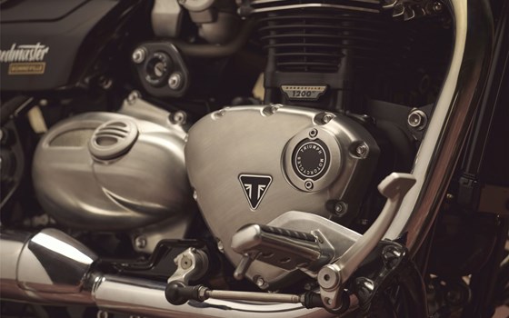 Gebrauchtmotorrad Triumph Bonneville Speedmaster - Bild 16
