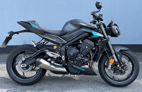 Gebrauchtmotorrad Triumph Street Triple 765 RS
