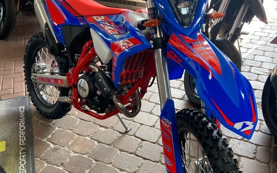 Neufahrzeug Beta RR 4T 125 R - Bild 2