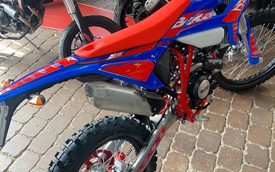 Neufahrzeug Beta RR 4T 125 R - Bild 4