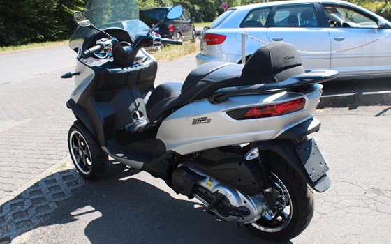 Gebrauchtmotorrad Piaggio MP3 500 hpe Sport - Bild 3