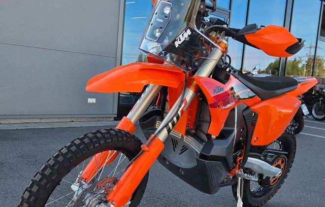KTM 450 Rally Replica