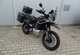 Neumotorrad CFMOTO 800MT-X
