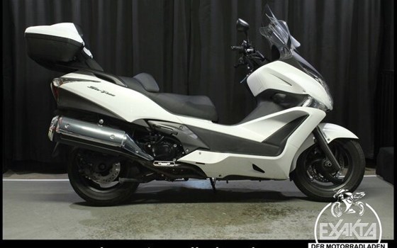 Gebrauchtmotorrad Honda SW-T 400 - Bild 6
