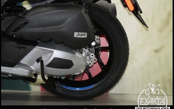 Gebrauchtmotorrad Piaggio Medley 125 ie IGET - Bild 22