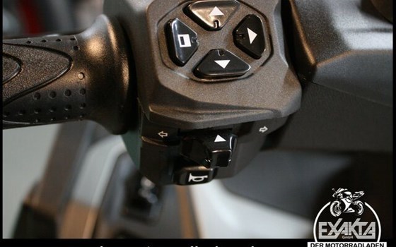 Gebrauchtmotorrad Piaggio MP3 530 HPE Exclusive - Bild 19