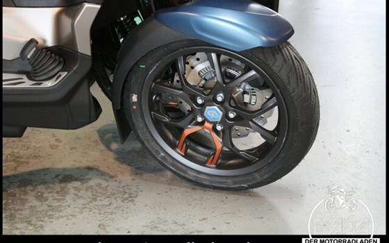 Gebrauchtmotorrad Piaggio MP3 530 HPE Exclusive - Bild 6