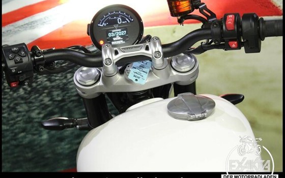 Gebrauchtmotorrad Triumph Speed Twin 1200 - Bild 10