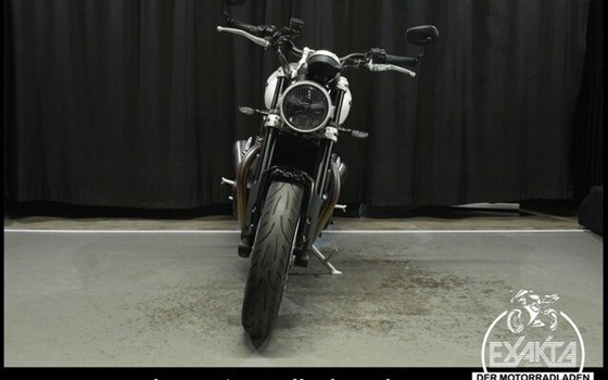 Gebrauchtmotorrad Triumph Speed Twin 1200 - Bild 8
