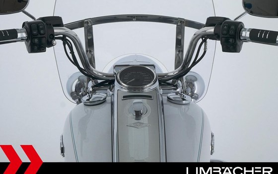 Gebrauchtmotorrad Harley-Davidson Road King Classic FLHRC - Bild 13
