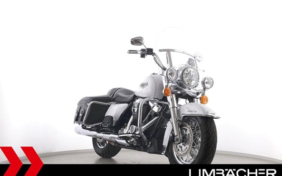 Gebrauchtmotorrad Harley-Davidson Road King Classic FLHRC - Bild 2
