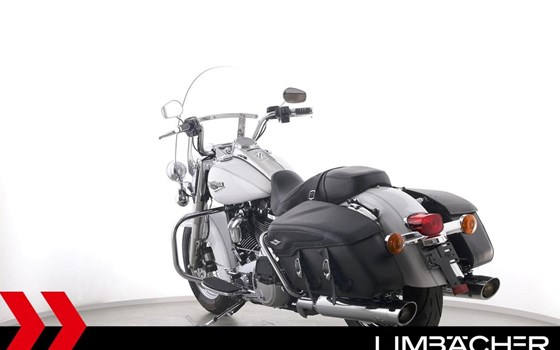 Gebrauchtmotorrad Harley-Davidson Road King Classic FLHRC - Bild 7