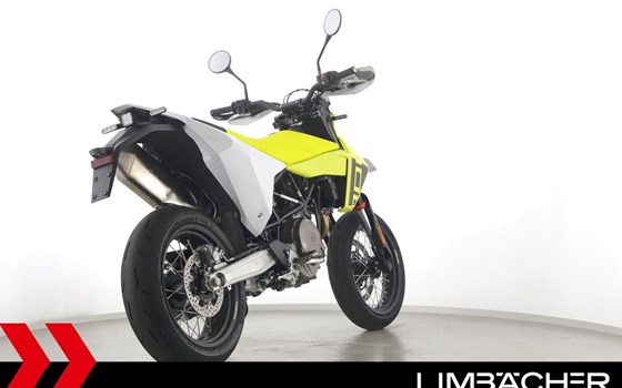 Gebrauchtmotorrad Husqvarna 701 Supermoto - Bild 8