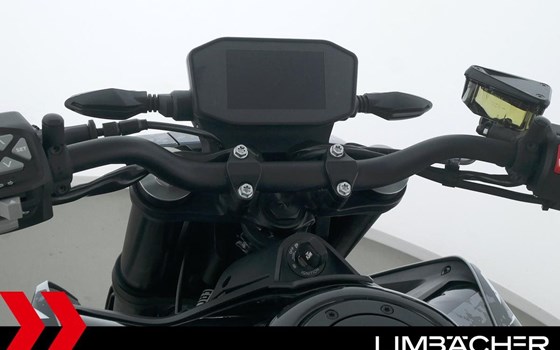 Gebrauchtmotorrad KTM 790 Duke L - Bild 21