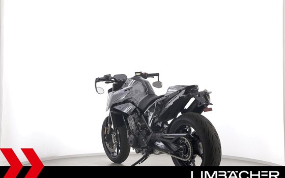 Gebrauchtmotorrad KTM 790 Duke L - Bild 7