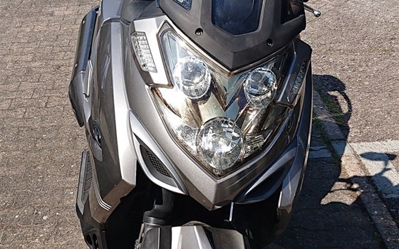 Gebrauchtmotorrad Kymco Myroad 700i - Bild 2