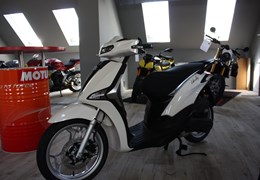 Neumotorrad Piaggio Liberty 50