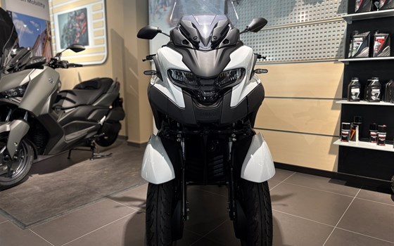 Gebrauchtmotorrad Yamaha Tricity 300 Airbag - Bild 3