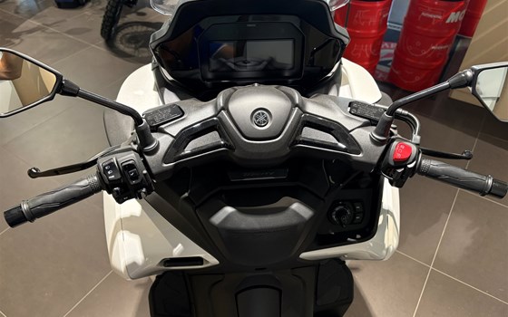 Gebrauchtmotorrad Yamaha Tricity 300 Airbag - Bild 6
