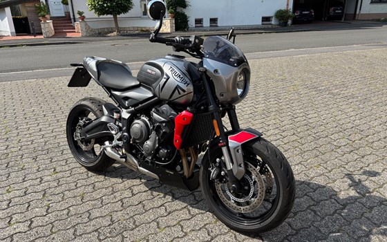 Gebrauchtmotorrad Triumph Trident 660 - Bild 1