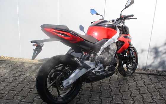 Neufahrzeug Aprilia Tuono 457 - Bild 6