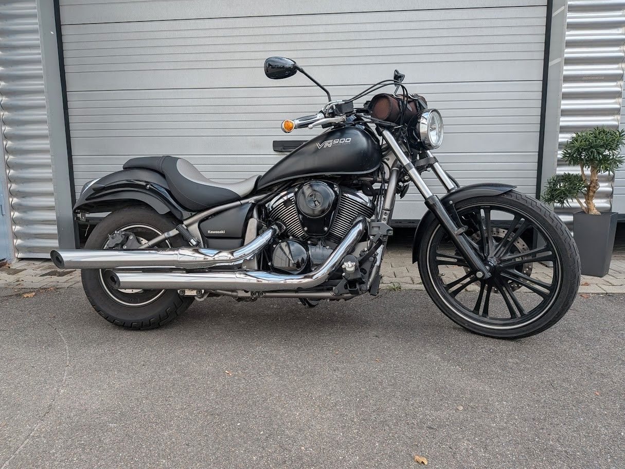 Kawasaki VN 900 Custom