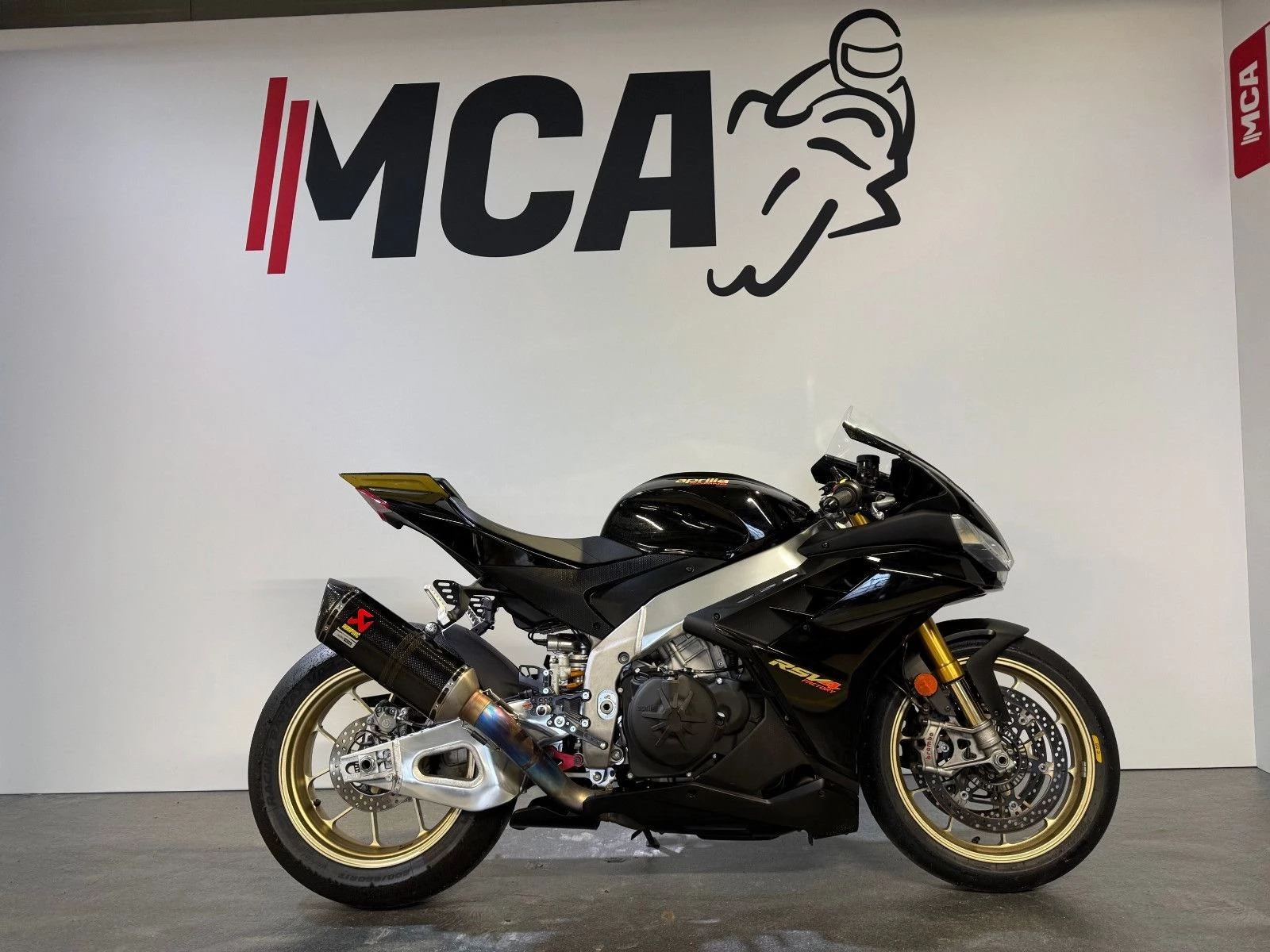 Aprilia RSV 4 Factory
