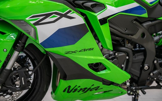 Neufahrzeug Kawasaki Ninja ZX-4RR - Bild 14