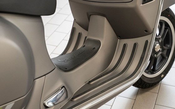 Neufahrzeug Vespa GTS 125 Supertech iGET - Bild 16