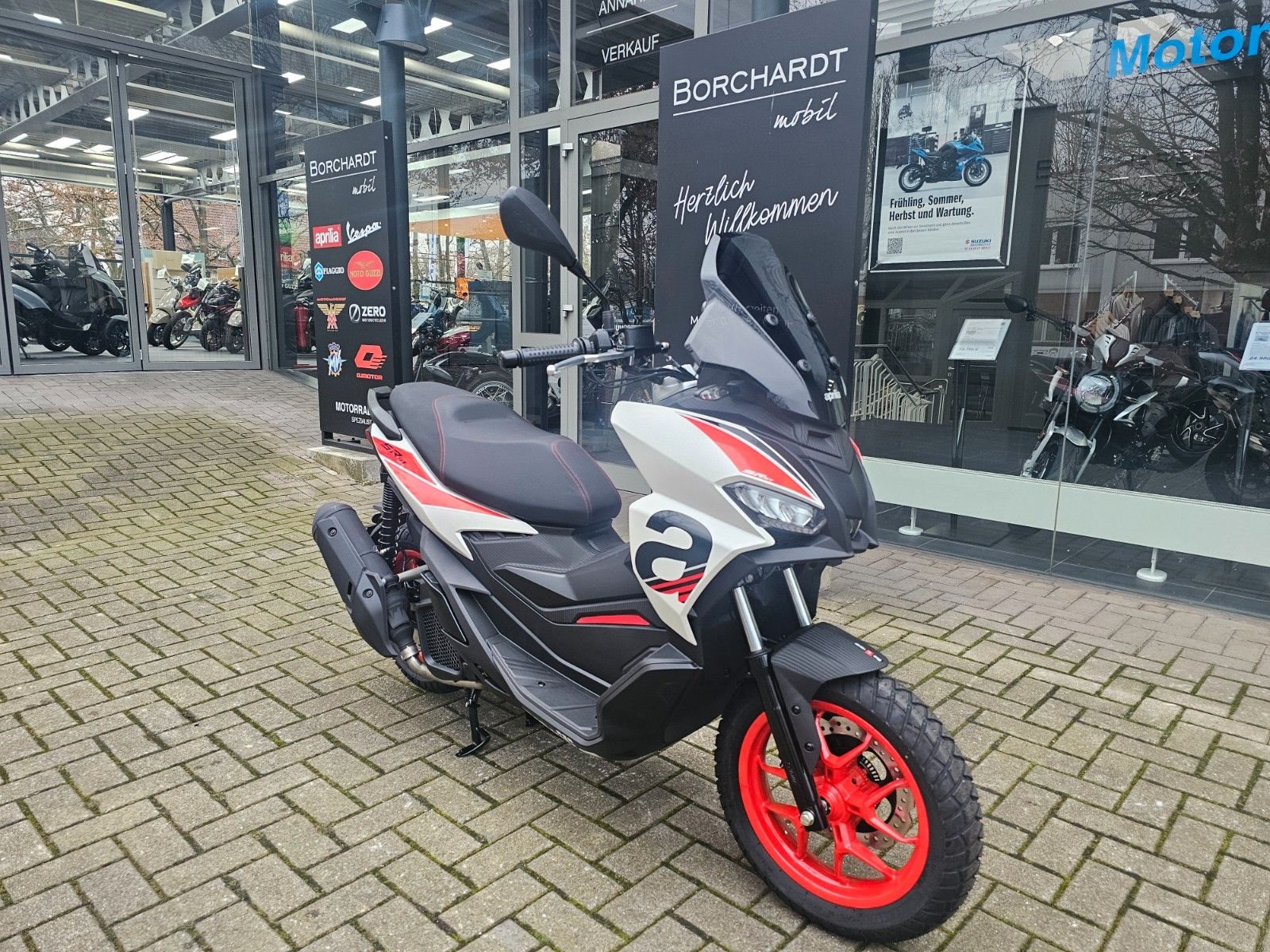Aprilia SR GT 125