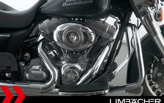 Gebrauchtmotorrad Harley-Davidson Electra Glide Ultra Classic FLHTCU - Bild 24