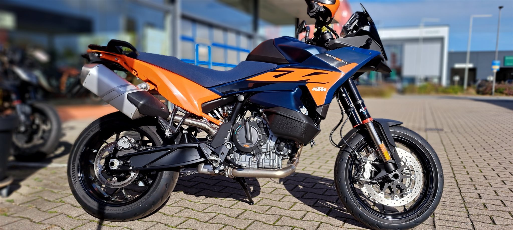 KTM 890 SMT Kurzzulassung + 4 Jahre Garantie