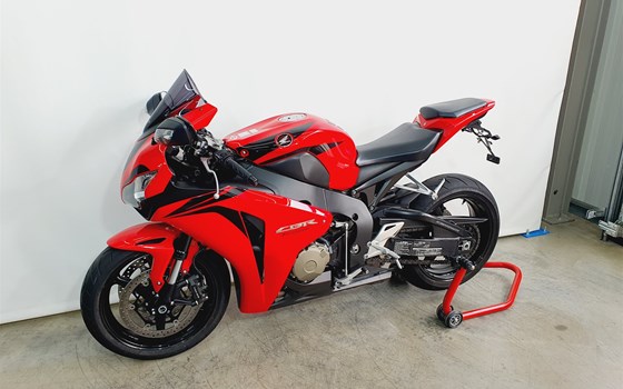Gebrauchtmotorrad Honda CBR1000RR Fireblade - Bild 6