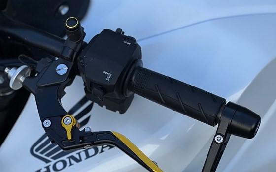 Gebrauchtmotorrad Honda CB1000 Hornet - Bild 7