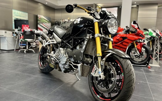 Gebrauchtmotorrad Ducati Monster S4RS - Bild 4